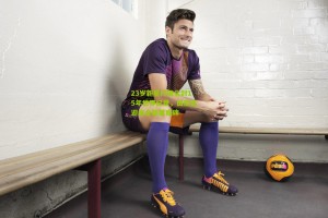 23岁新星打破尘封15年世界纪录，田径史迎来全新里程碑