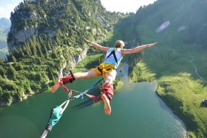 国际泳联开出重磅罚单 多名选手因违规服用禁药遭禁赛