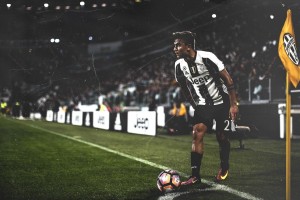 电竞世界杯落幕，中国战队斩获冠军，创历史最佳战绩